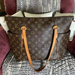 Louis Vuitton totally handbag